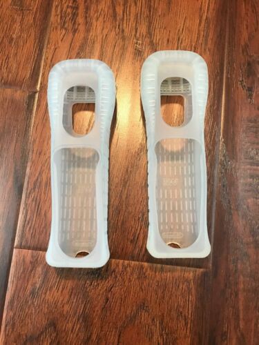 2 Nintendo Wii Remote Controller White Silicone Case Covers Official RVL-027 OEM