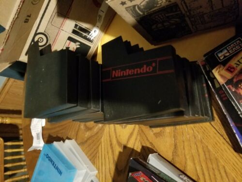 Lot of 19 DUST SLEEVES - 9 Authentic OEM Nintendo NES Dust Cover Sleeves +