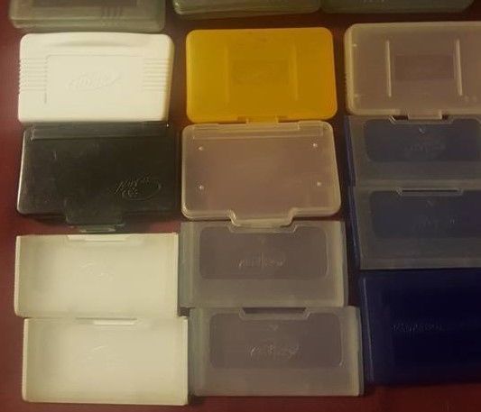 hold 12 gba games with gba dust covers