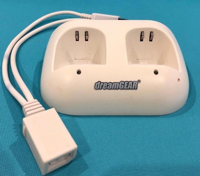 DreamGEAR Dual Charging Dock for Wii with cord
