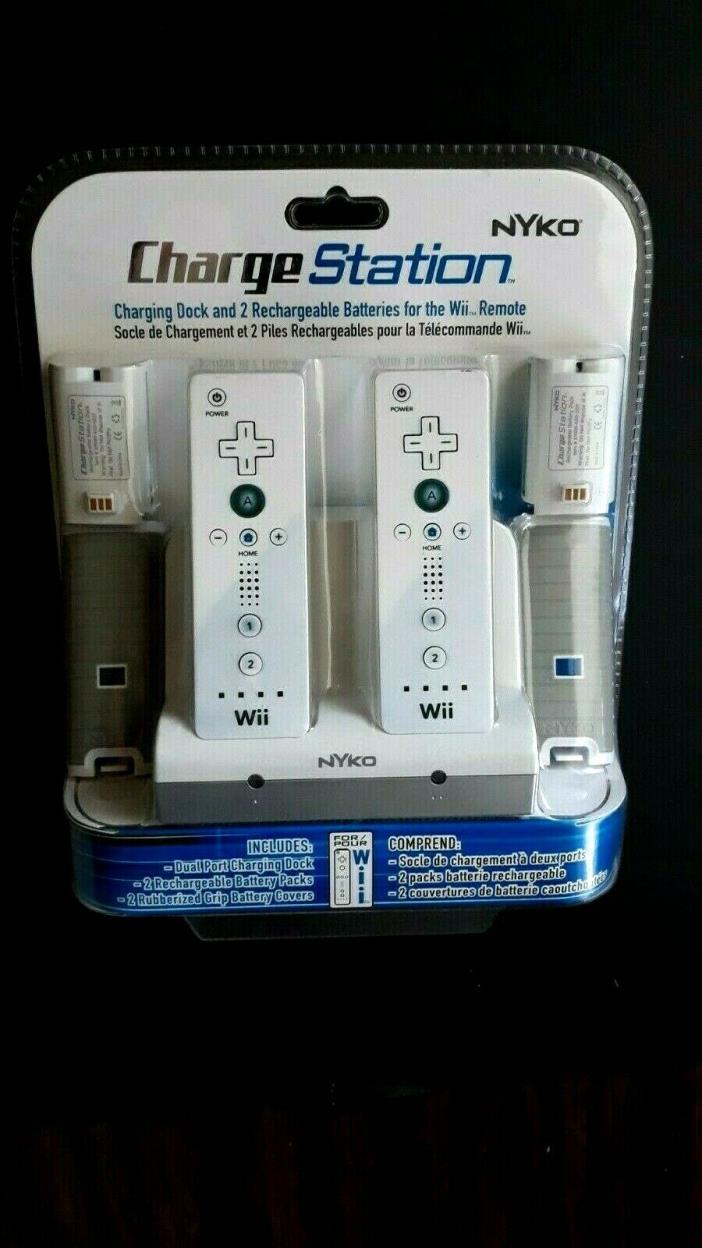 Wii NYKO CHARGE STATION FOR REMOTE - DUAL PORT - 2 NiMH BATTERIES *BRAND NEW*