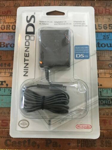 Nintendo DS lite AC Adapter USG-002 Charger Original OEM Genuine Charge Official