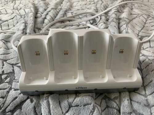 Nyko Charge Station 87060-A50 Wii Charger Dock 4