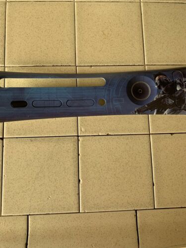 Xbox 360 Halo Faceplate Sold As Is. Look At Picture .