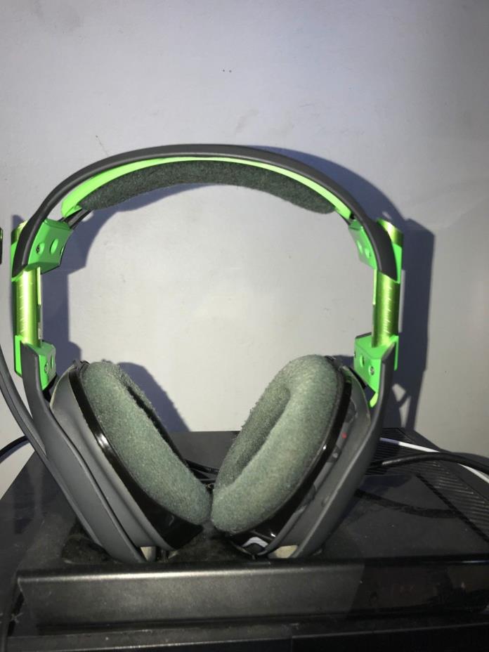 ASTRO A50 Wireless Headset and Base Station for Xbox One - Grey/Green