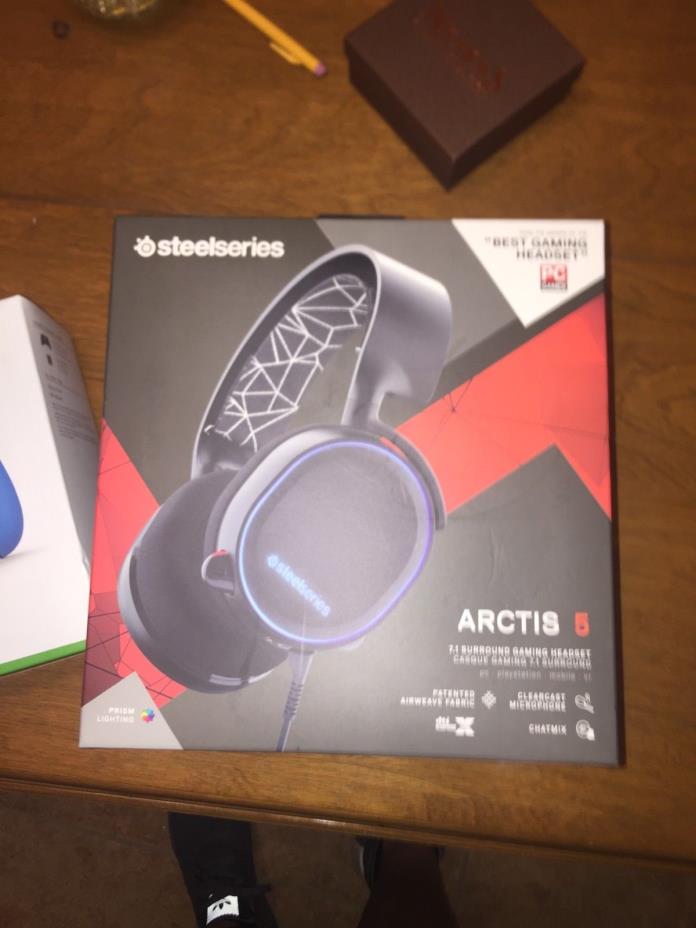 SteelSeries Arctis 5 Black Over the Ear Gaming Headsets for PC, XBOX ONE, or PS4