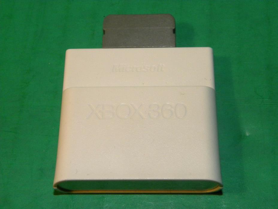 1X Microsoft XBOX 360 External Memory Card  Storage Unit 64mb Tested LOT 4462