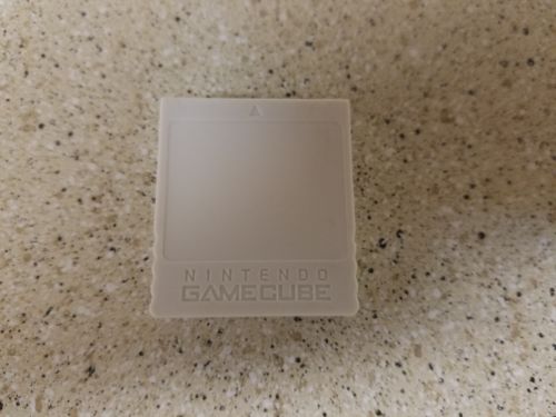 Official NINTENDO GAMECUBE 1019 Block Memory Card DOL-020 White Genuine Works