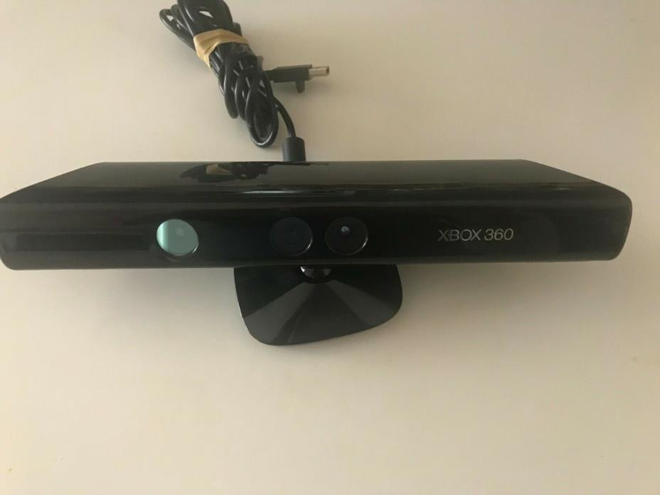 Microsoft Xbox 360 Kinect - very nice condition - free shipping