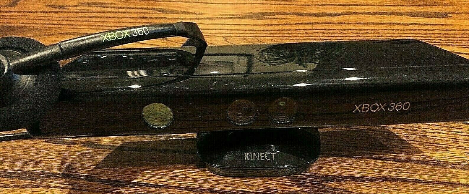 Official Microsoft XBOX 360 Kinect Sensor Bar Model 1414 Black Free Headset