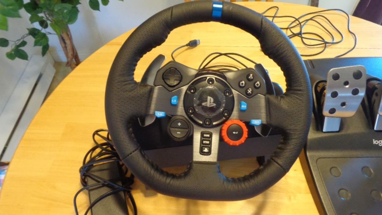 Logitech G29 Steering Wheel for PC or PS4-NEW