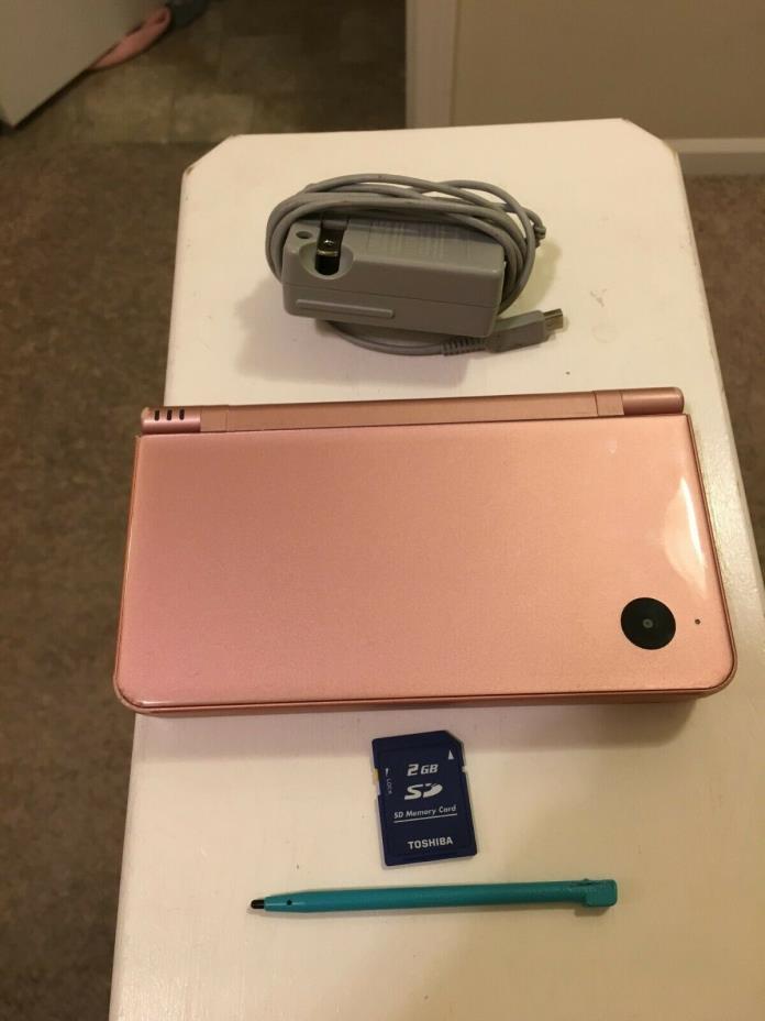 Nintendo DSI XL System Pink with Charger and Stylus - Working (NO GAMES)