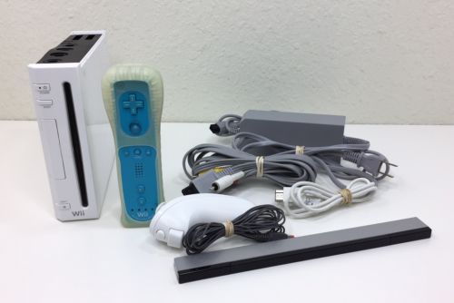 Nintendo Wii White Console, Sensor Bar, Cords, Controller - Working, Bundle 1