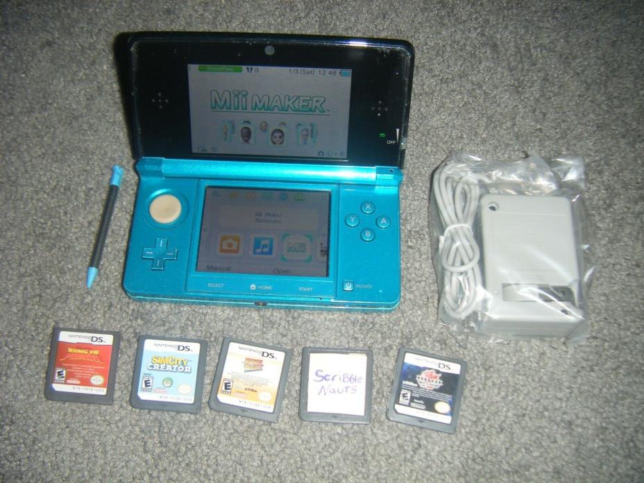 Nintendo 3DS AQUA BLUE Handheld System Console with Lot of 5 Games