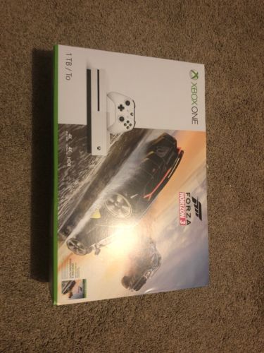 Xbox One  w/ Forza Horizon 3