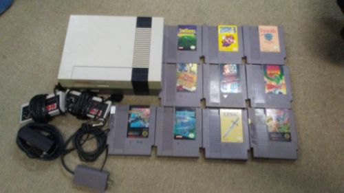 Nintendo Entertainment System Bundle: NES Classic Edition with games/contollers