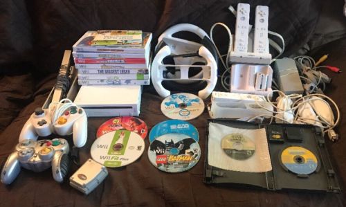Nintendo Wii System Bundle 15 Games Mario Kart Super Mario Paper Mario MORE