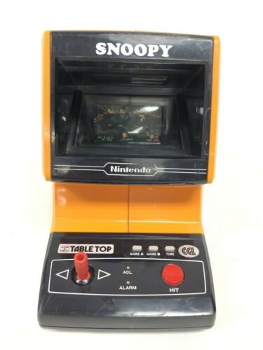 Snoopy Nintendo Game & Watch Table Top 1983 Works Missing Battery Cover Peanuts