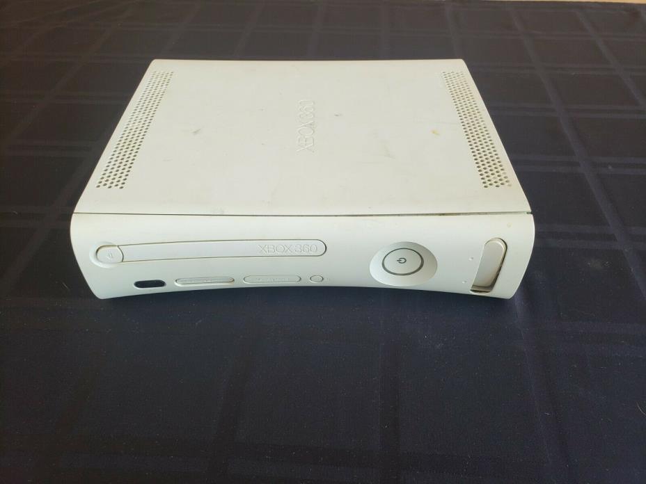 1 Original  Xbox 360 Console For Parts ONLY NOT WORKING