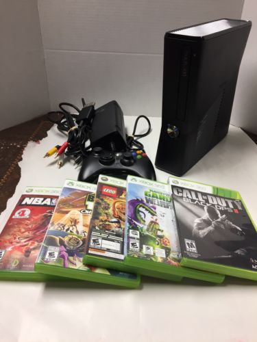 bundle Xbox 360 S slim 250 GB HD console with Controller & 5 games pre-owned