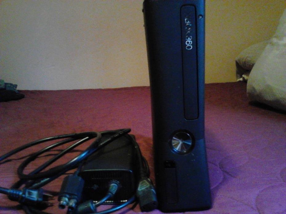 Xbox 360 S  4GB Console 1439 20GB HDD  w/ cables WORKS  As Is See Description