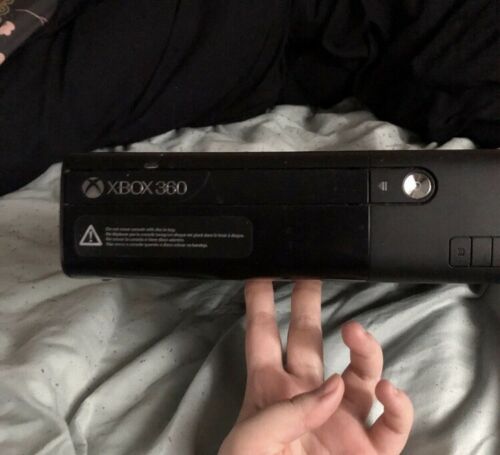 Microsoft Xbox 360 S Launch Edition 4GB Black Console