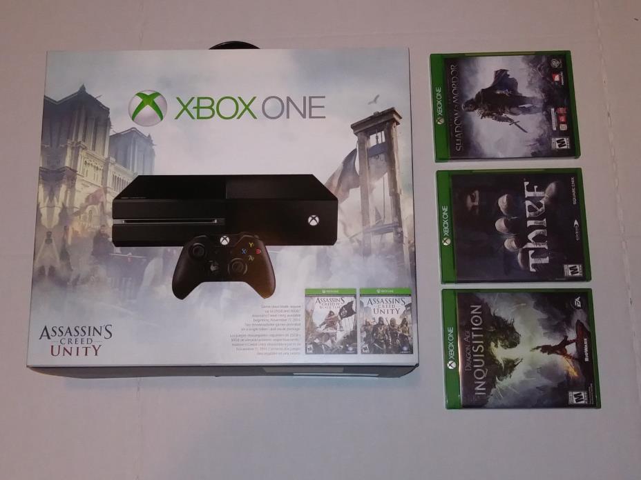 Microsoft Xbox One - 500GB - Assassin's Creed Unity Box - 3 Games Included