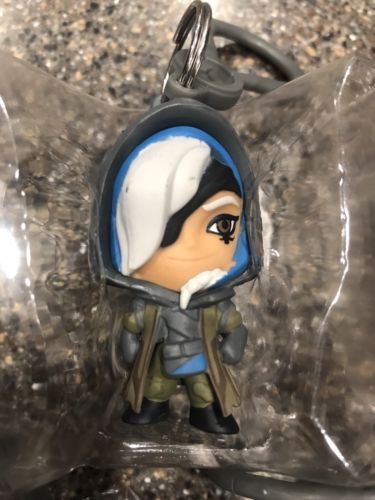 Overwatch Backpack Hanger ANA Keychain Blizzcon Series 1