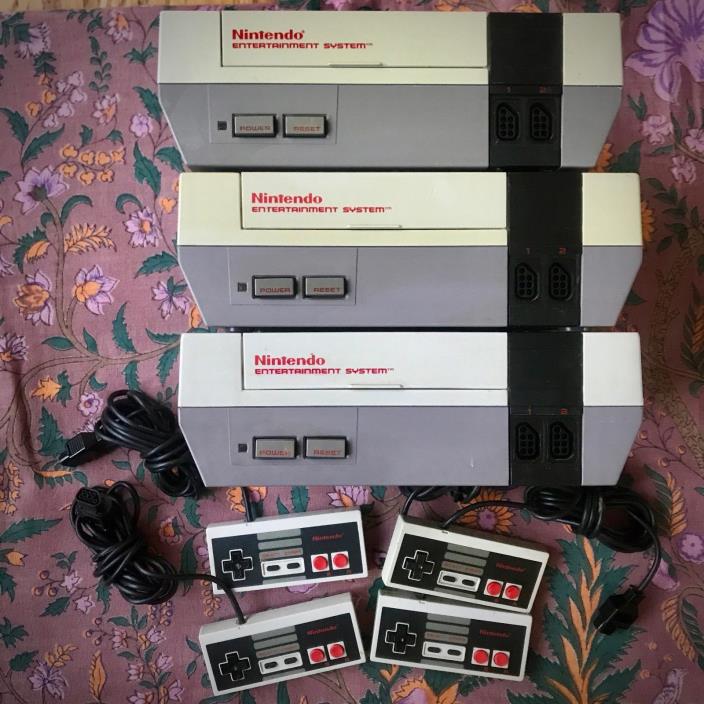 LOT of 3 Original Nintendo NES Consoles & 4 Controllers *Untested* NES-001 004