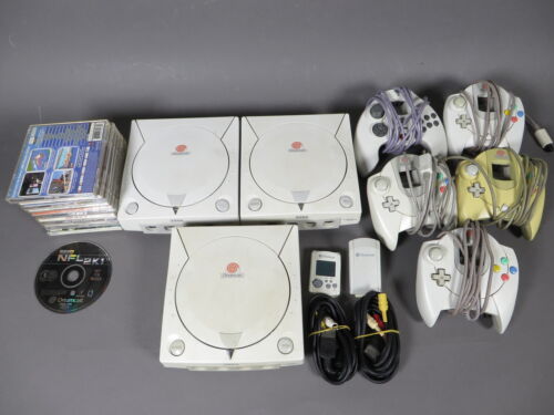Sega Dreamcast Console System Games & Controllers Lot