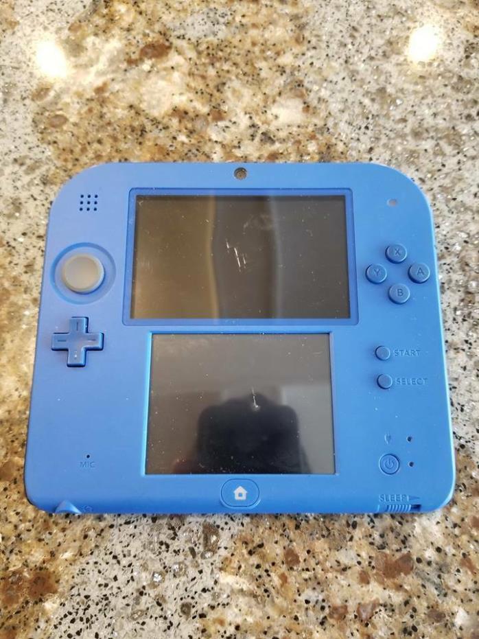 Nintendo 2DS Console -- Blue -- Powers ON -- Shattered Screen -- As is
