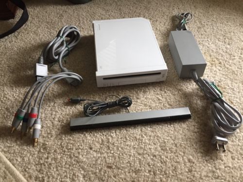 Wii Console With Sensor Bar Component Video Cord And Power Plays Gamecube Games