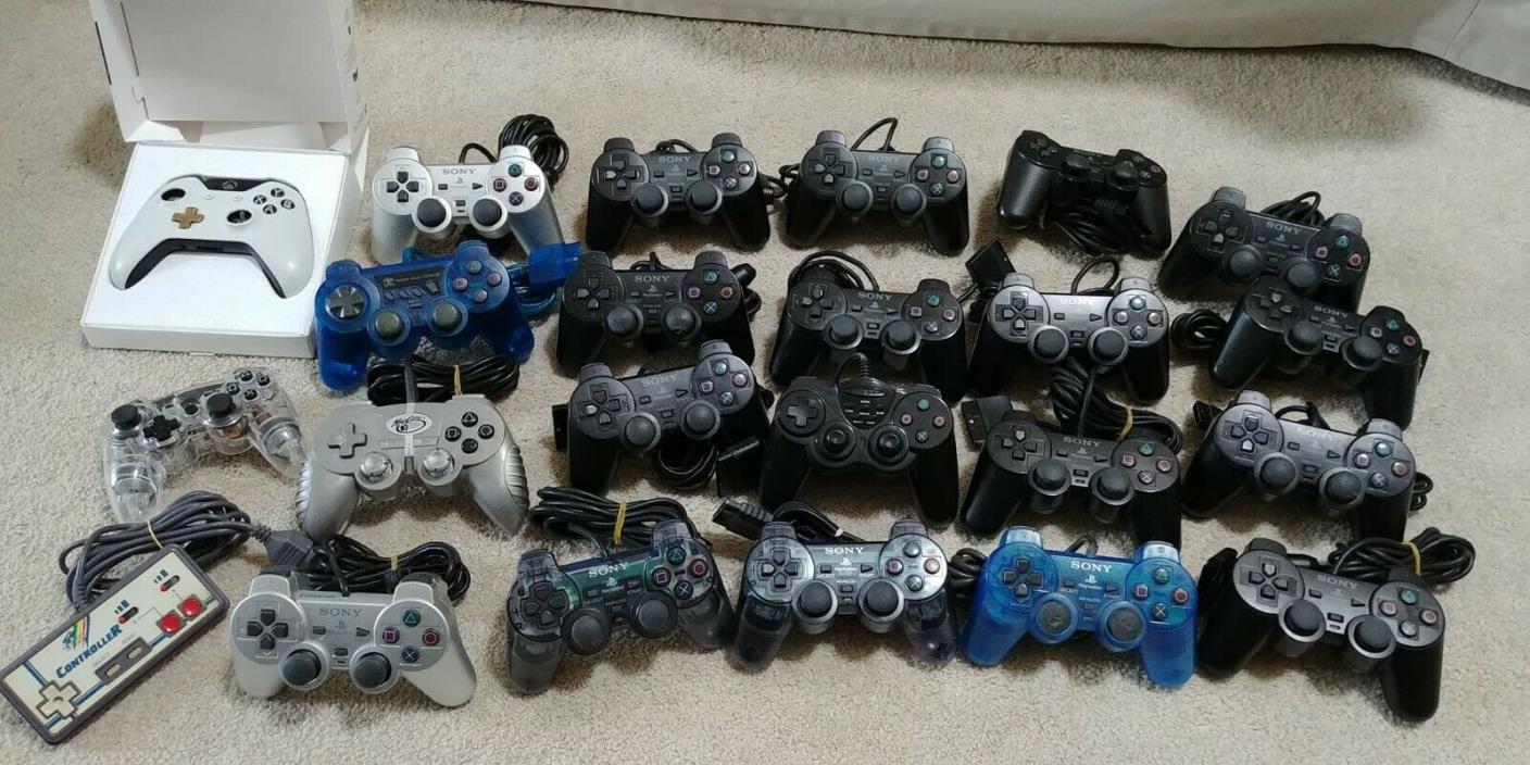 Wholesale lot; 23 Broken Controllers, mostly PS2. For PARTS/REPAIR, AS-IS.