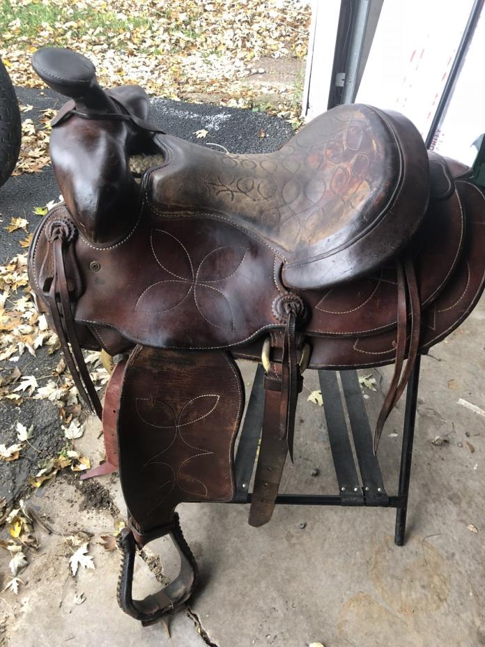 15 inch roping saddle