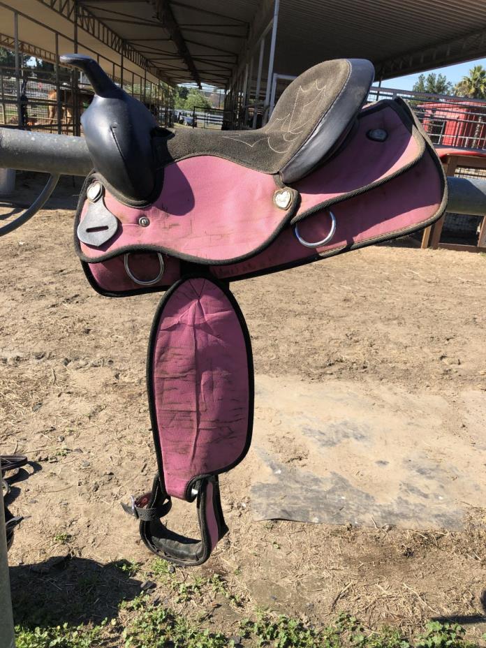 Kids saddle