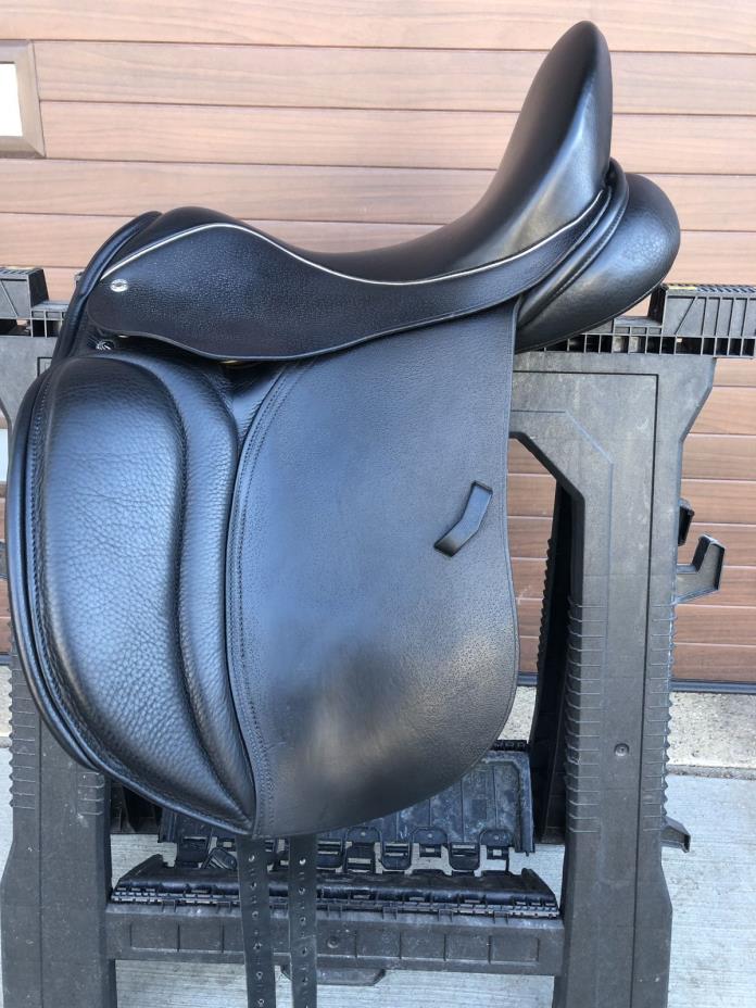 Loxley by Bliss Dressage Saddle for sale