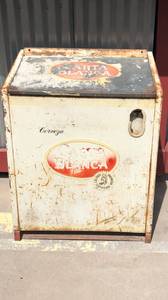 1950's Carta Blanca Ice Chest (Westside)