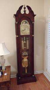 Sligh grandfather clock (85 and Pelham Rd.area)
