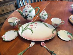 Franz tea set