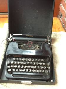 Antique Corona Sterling Typewriter- 1939 (Waban)