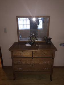 Antique Oak Dresser (Townsend)