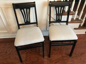 (2) Vintage Folding Black Wood Chairs w/ Upholstered Seats Farmhouse (Knoxville)