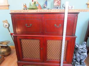 Stromberg-Carlson Radio/Record Player Console (North Kingstown)