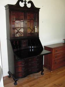 Desk Mahogany 'Gov. Winthrop' Bookcase/Secretary (Westport MA)