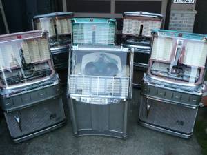 WANTED: Old Jukeboxes--Slot Machines--Coin-Operated Devices (Seattle)