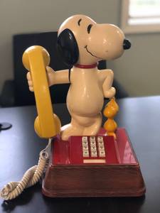 Snoopy and Woodstock phone still WORKS (Lake Oswego)