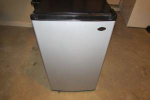 Mini Refrigerator, Sanyo, Perfect, 33