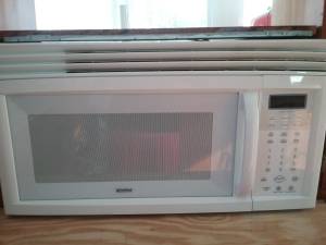 Kenmore microwave hood combo (West Grove)
