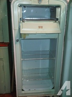 1950's Kitchen Items for Sale