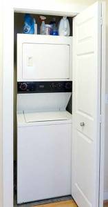 Stackable washer dryer ' 27 wide (Upper darby)